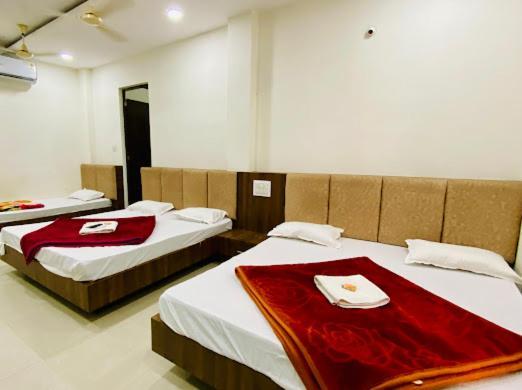 Hotel Soham Palace Ujaim Exterior foto